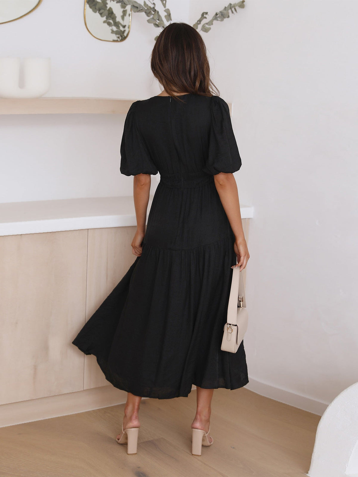 Vestido Midi de Escote en V y Mangas Abullonadas
