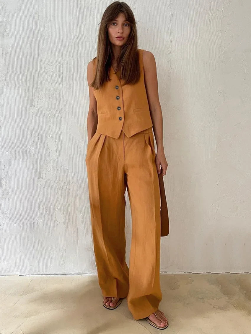 Conjunto Rocío de Chaleco Sastre y Pantalón Largo